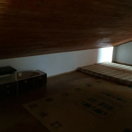 House Cervena Veza *