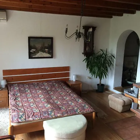 Lodge House Cervena Veza